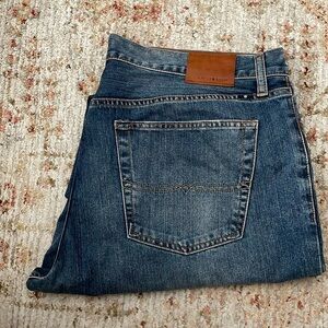 Men’s lucky brand straight jeans